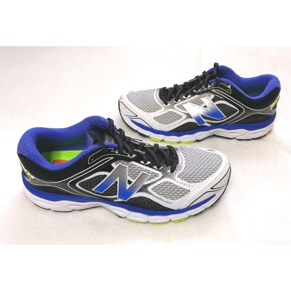 New Balance 860v6 running athletic shoe train 9.5